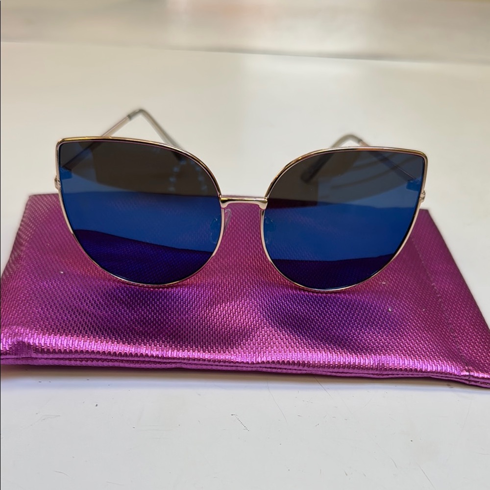 Italy Design C👀L blue lens Gold Frame sunglasses-EC